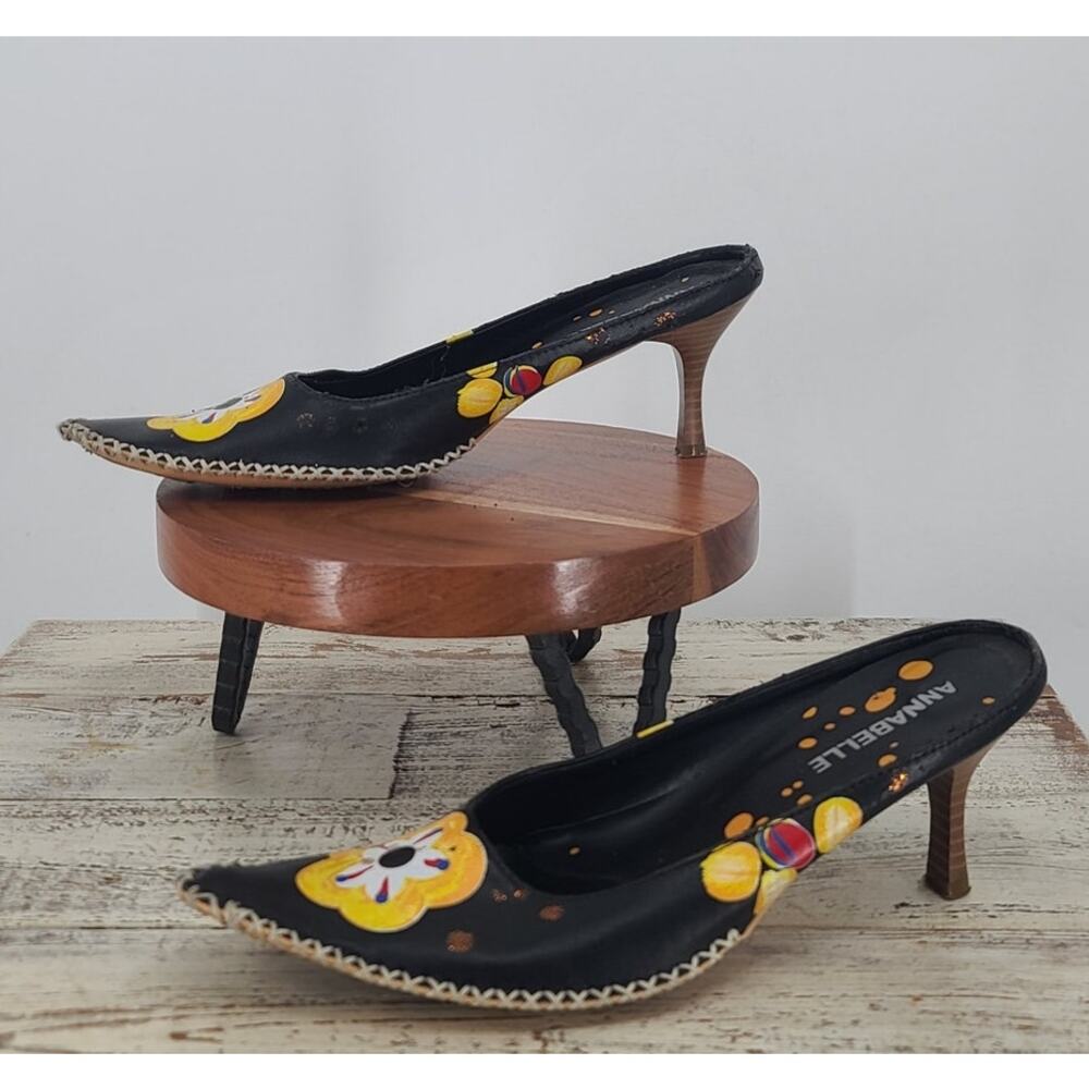 Annabelle Black Floral Mules Size 8 Boho Artisan Funky Unique Folk Art Indie - Picture 3 of 8